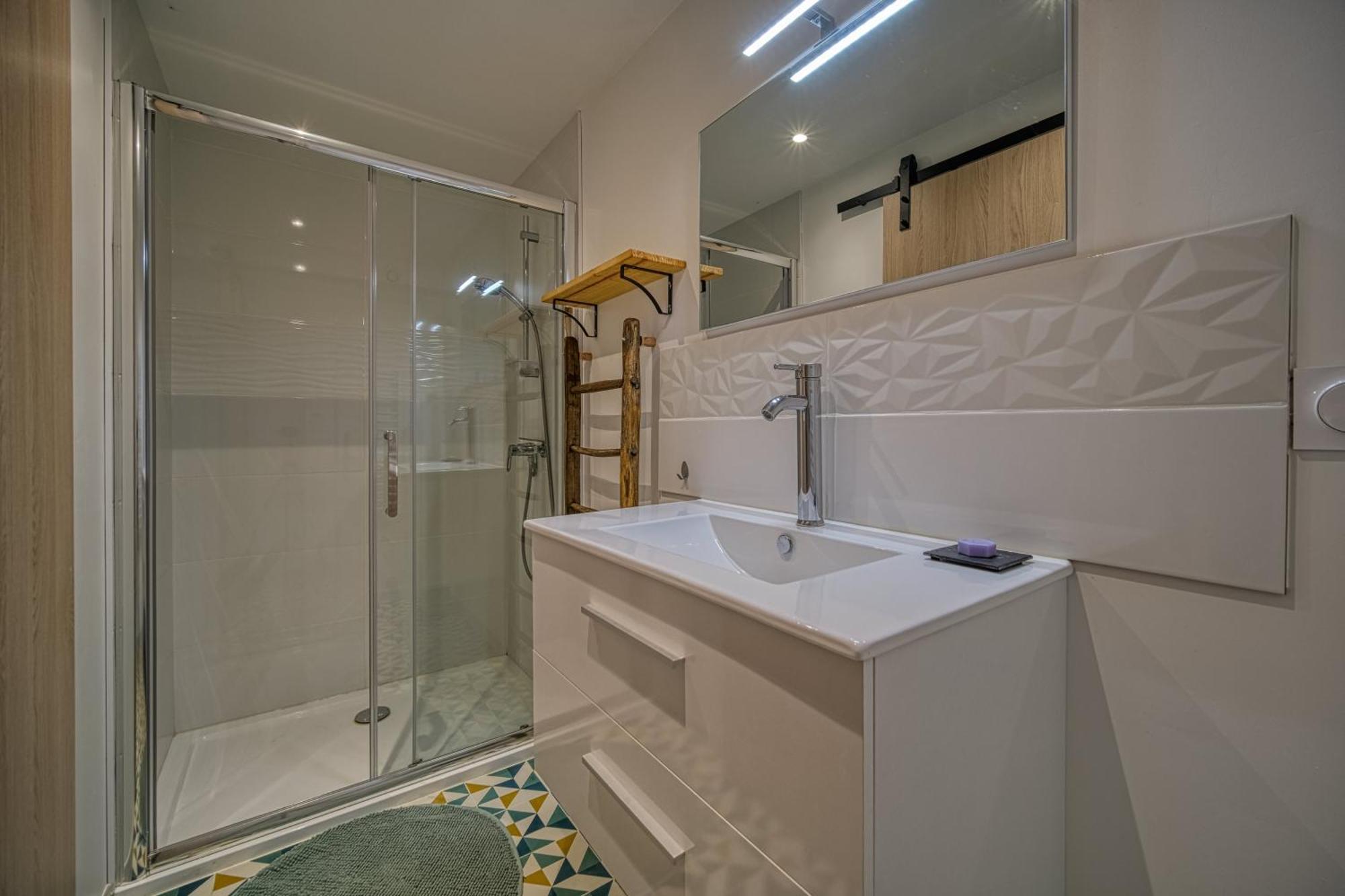 Maison Michonieres - Gite 3 Etoiles - 8 Personnes Miribel (Drome) Exterior foto